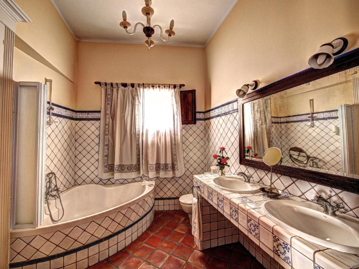Un baño de Hotel Rural San Miguel - Only Adults