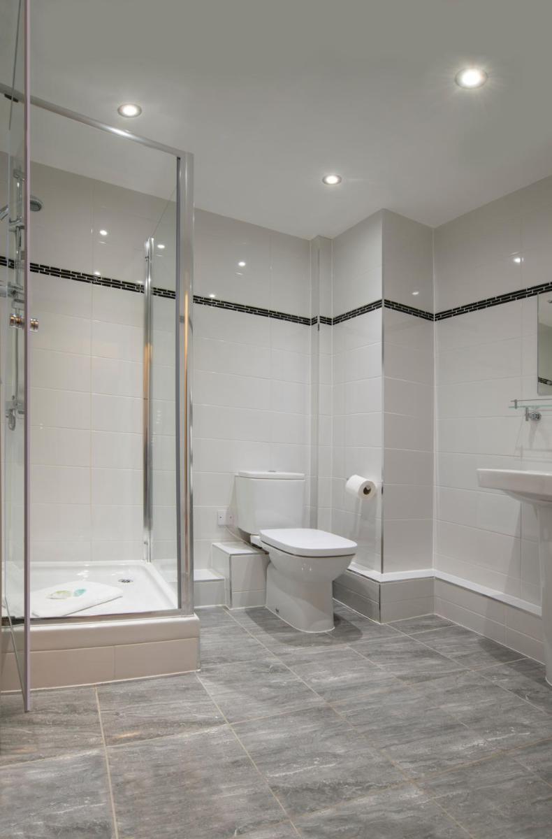 The Castle Collection - 25 Castle Street - Housity