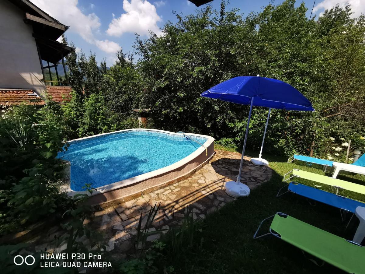 Villa Aqua - Housity