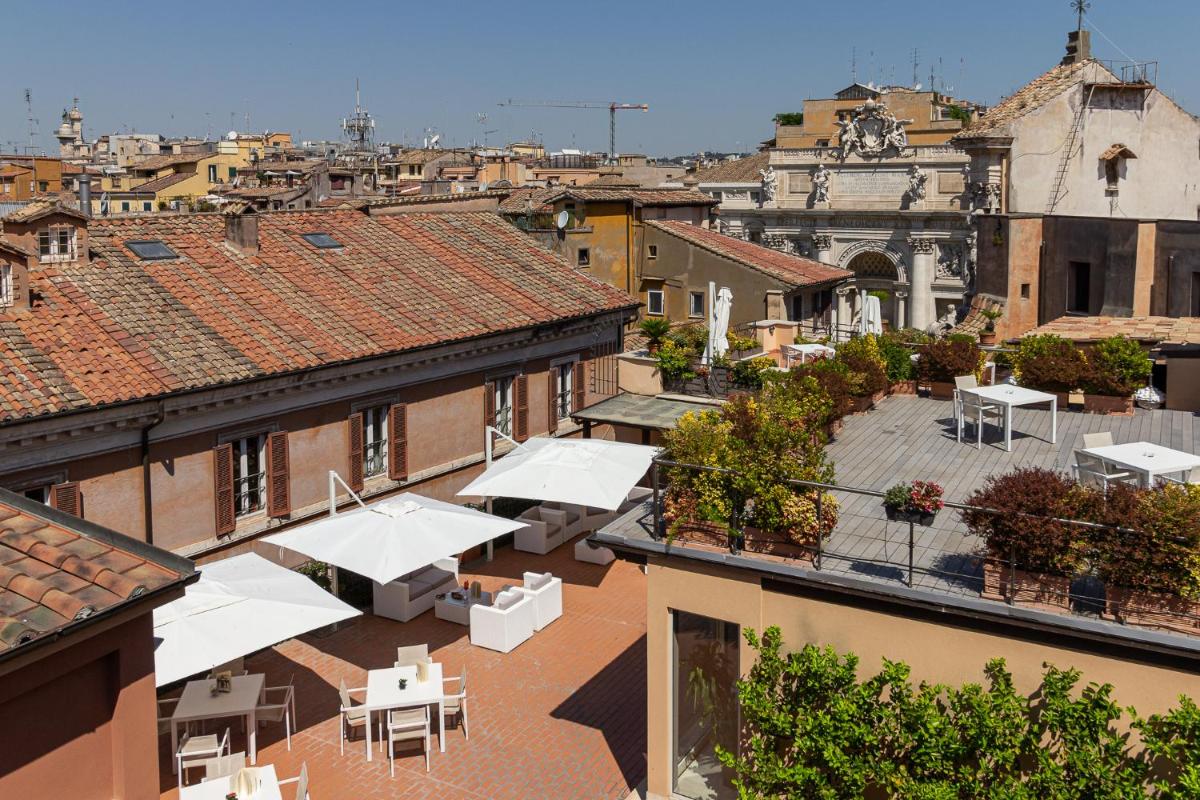 Harry's Bar Trevi Hotel & Restaurant - Housity
