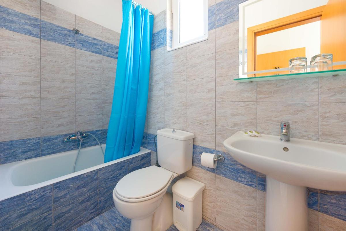 Yiannis Apartments - Housity