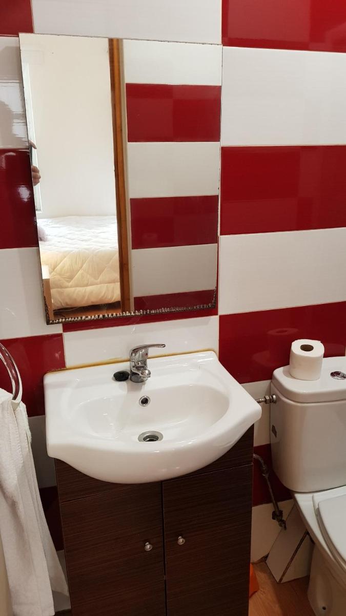 Oporto Beauty Flat - Housity
