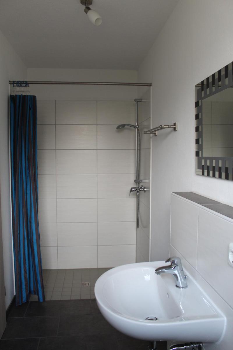 Neumann Zimmervermietung - Housity