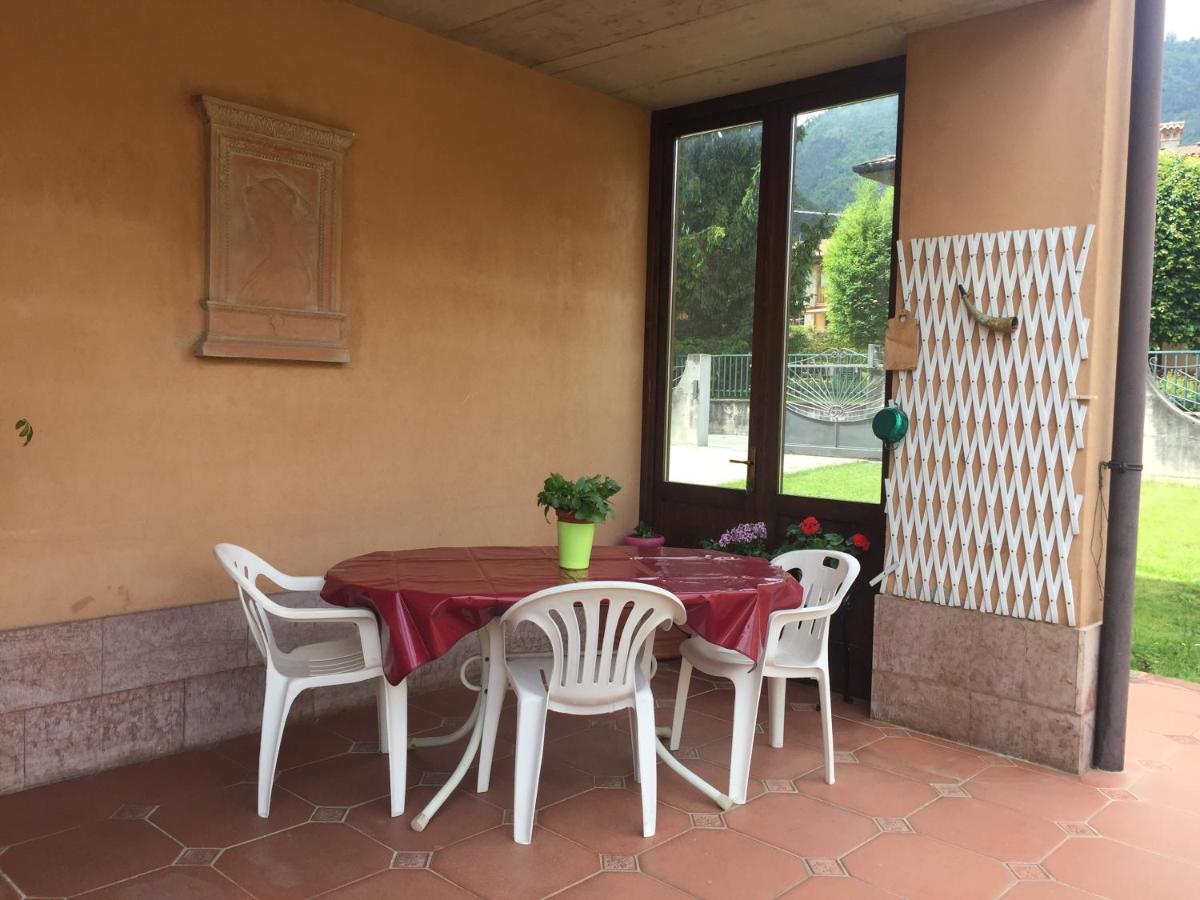 Villa Romeo - Acero Rosso - Housity