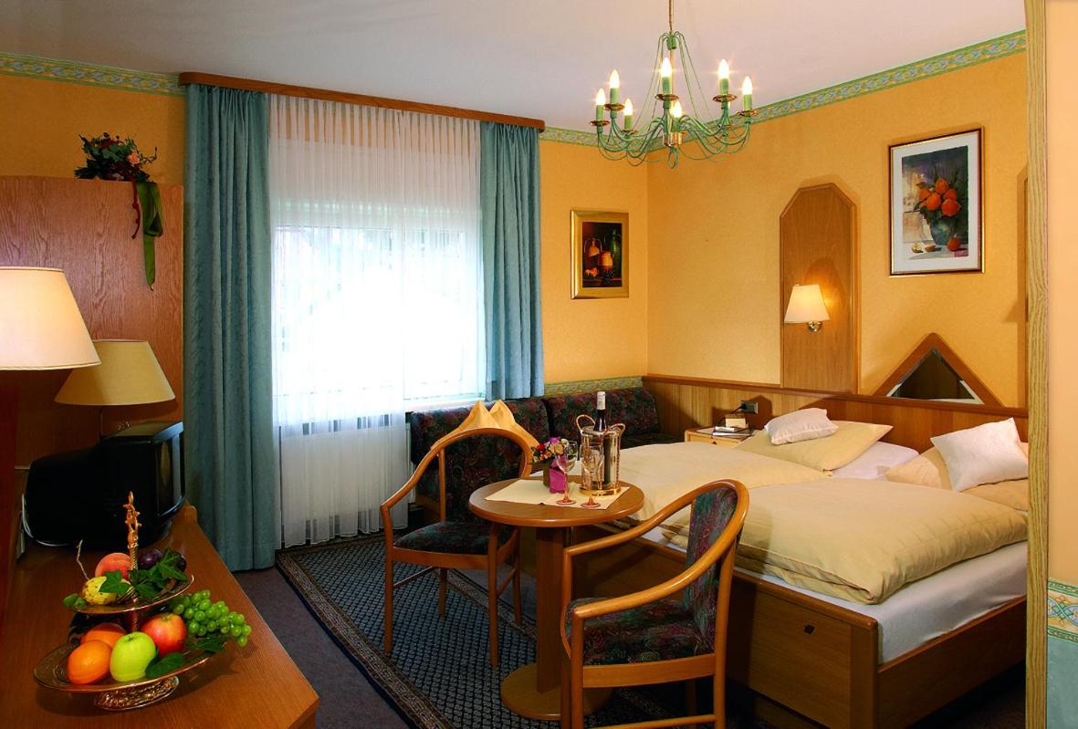Gästehaus Hotel Rheingraf - Housity