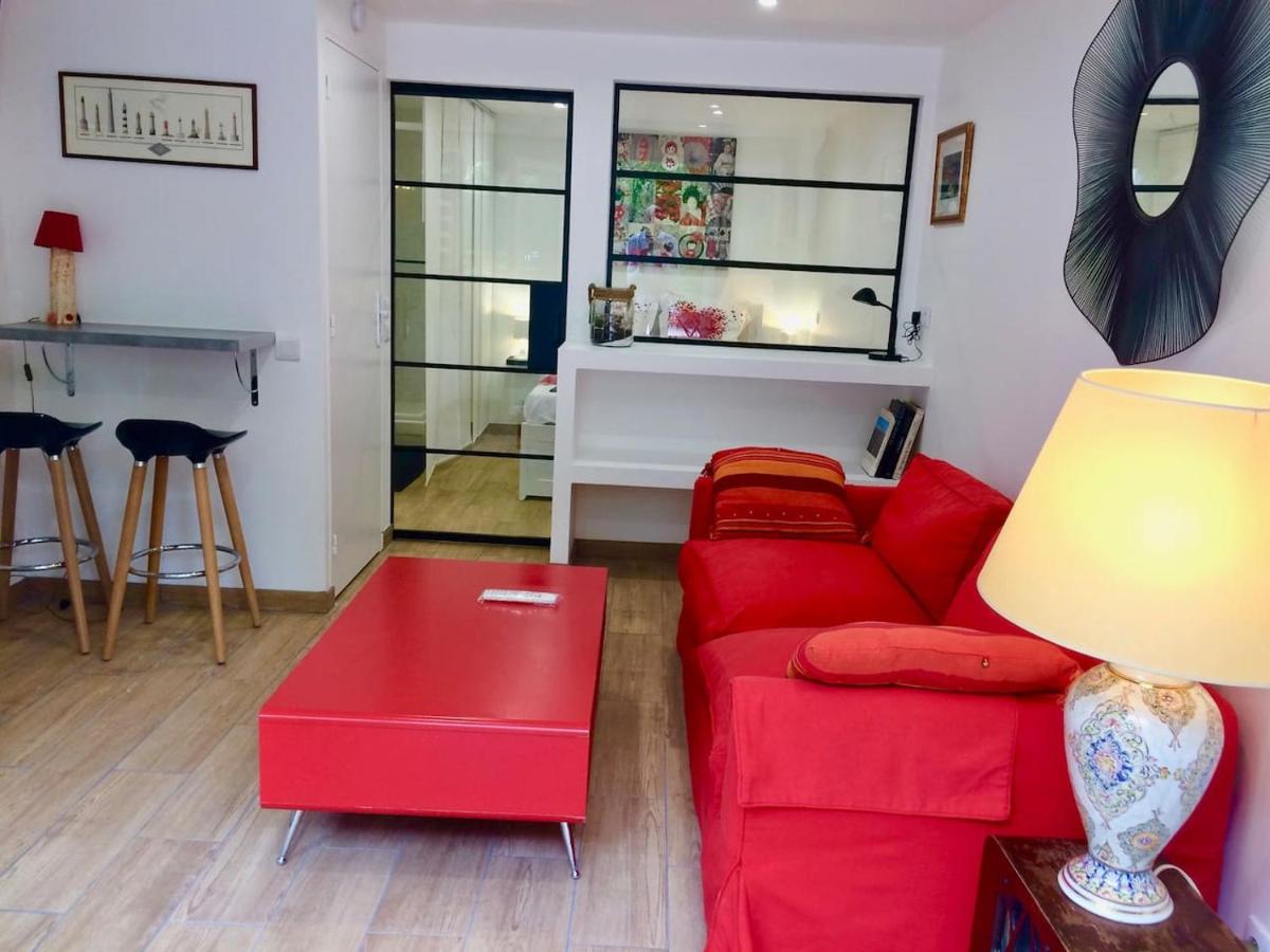 SUITE AVEC TERRASSE ET JARDIN AUX PORTES DE PARIS - Housity