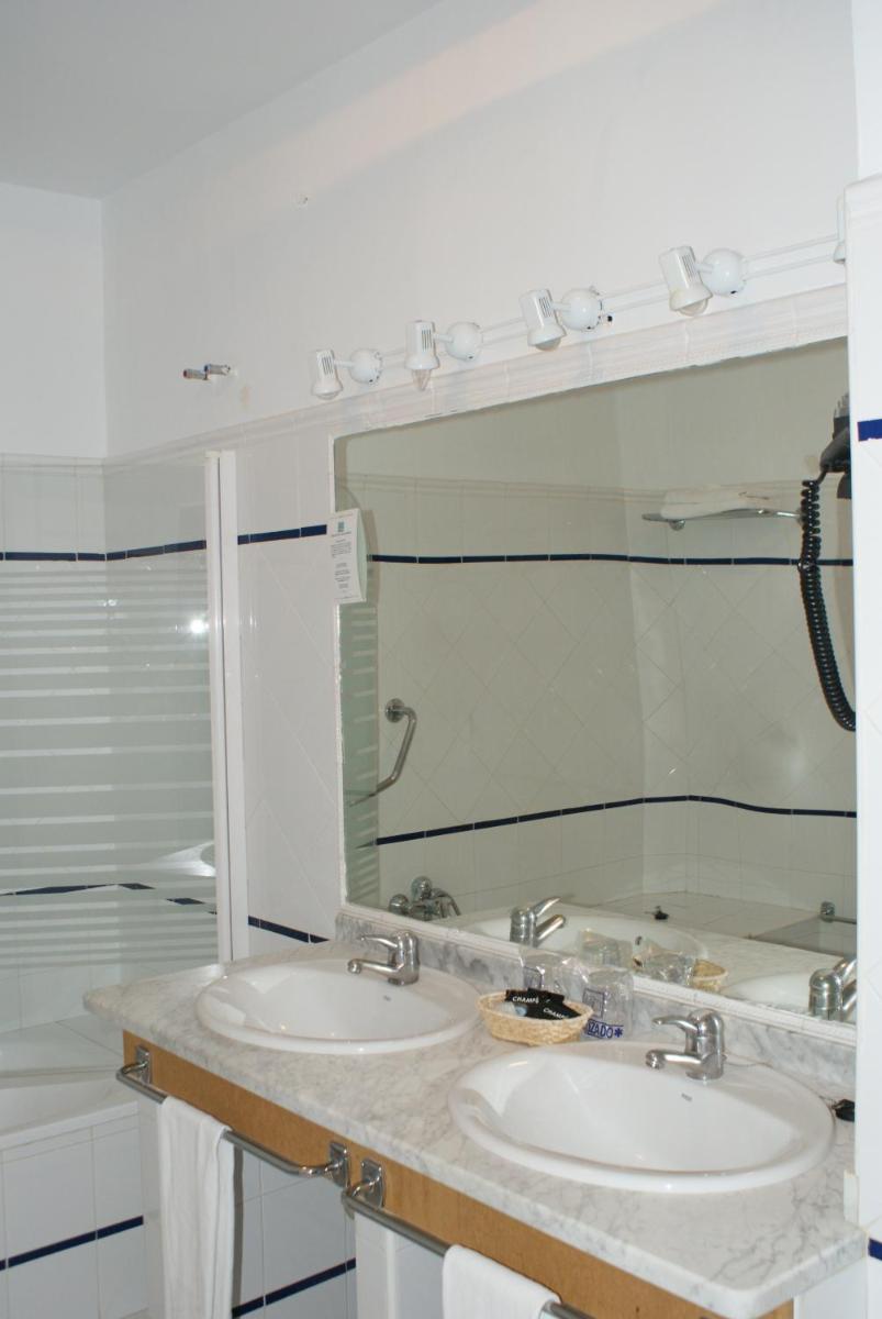 Gran Hotel Balneario - Housity