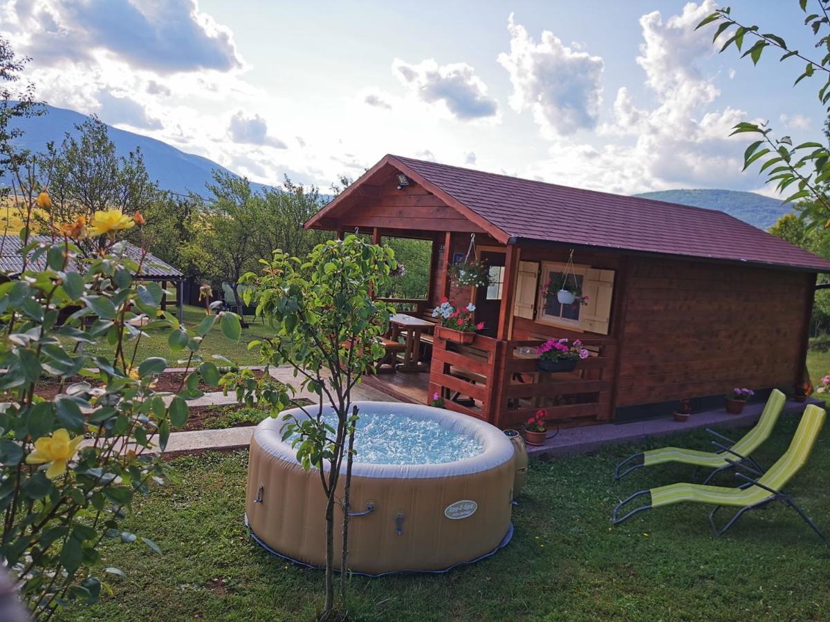 Cottage La Sierra with JACUZZI - Housity