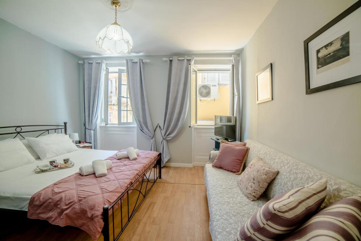 Next 2 Cathedral - Corcyra apartment - Housity