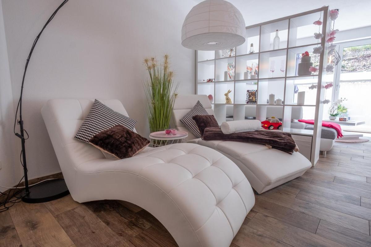 Moderne Souterrain-Wohnung - Housity