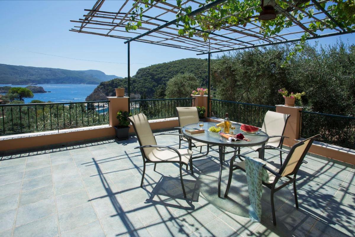 Thalassa Studios - Housity