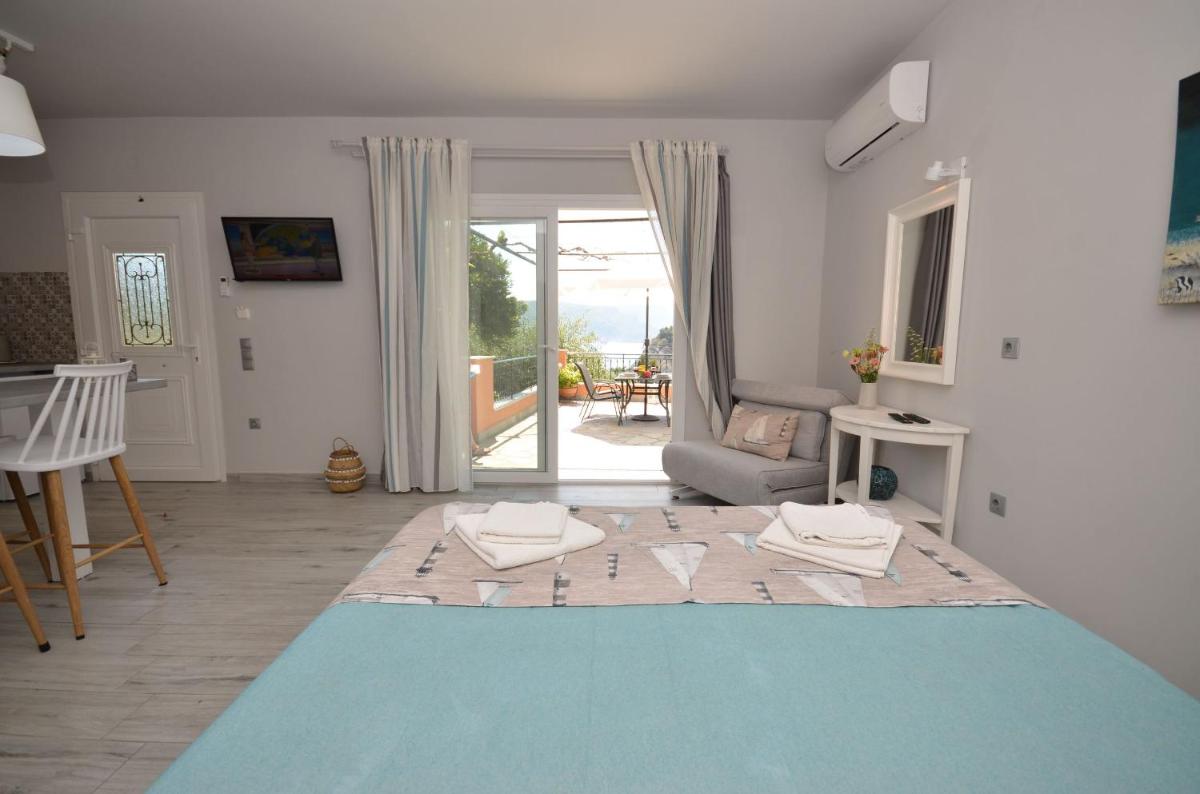 Thalassa Studios - Housity