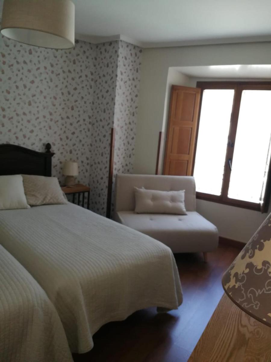 Hostal El Resbalon - Housity