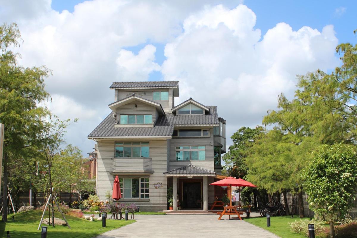 Yilan Pine Villa Homestay - Housity