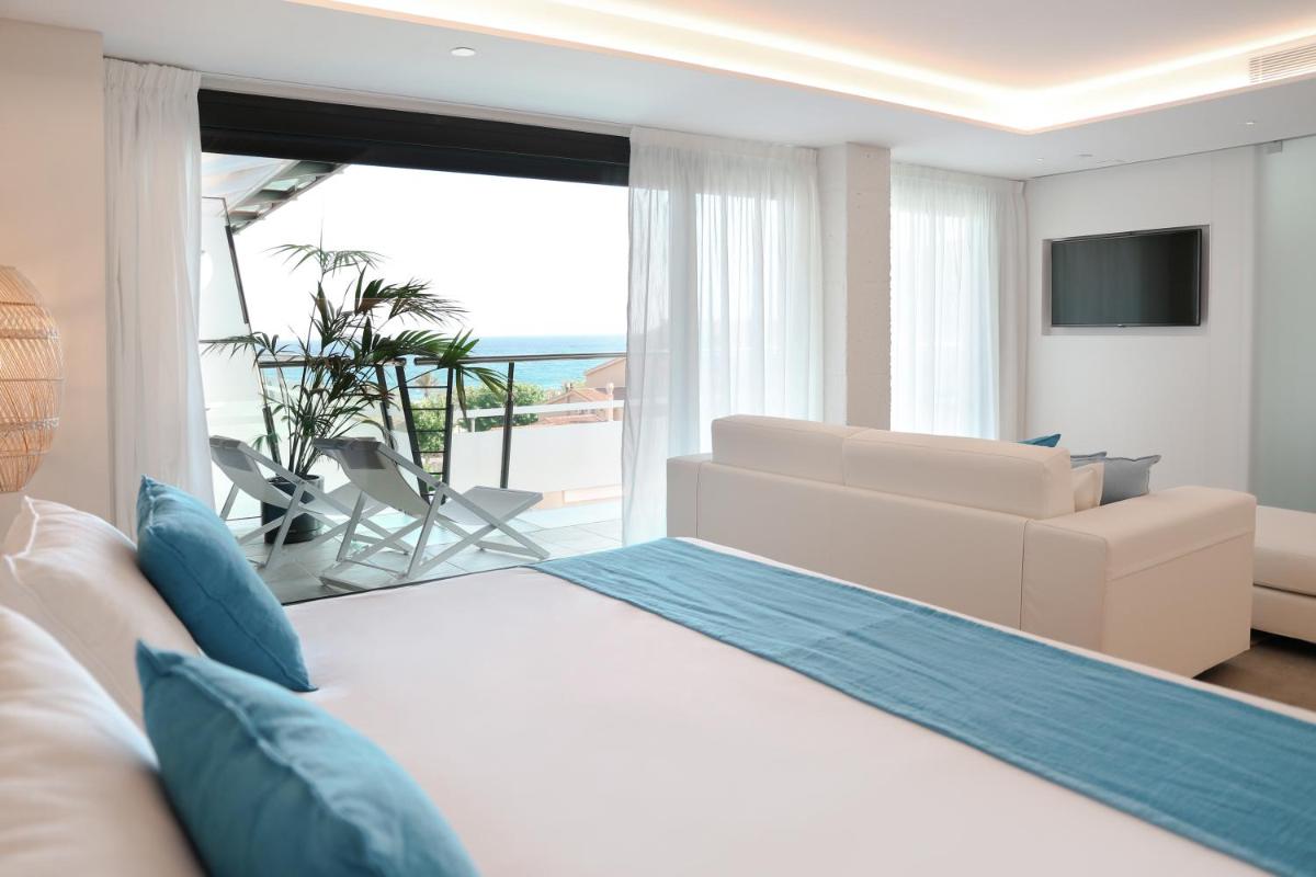 Cama o camas de una habitación en KAKTUS Hotel Kaktus Playa - Adults Recommended