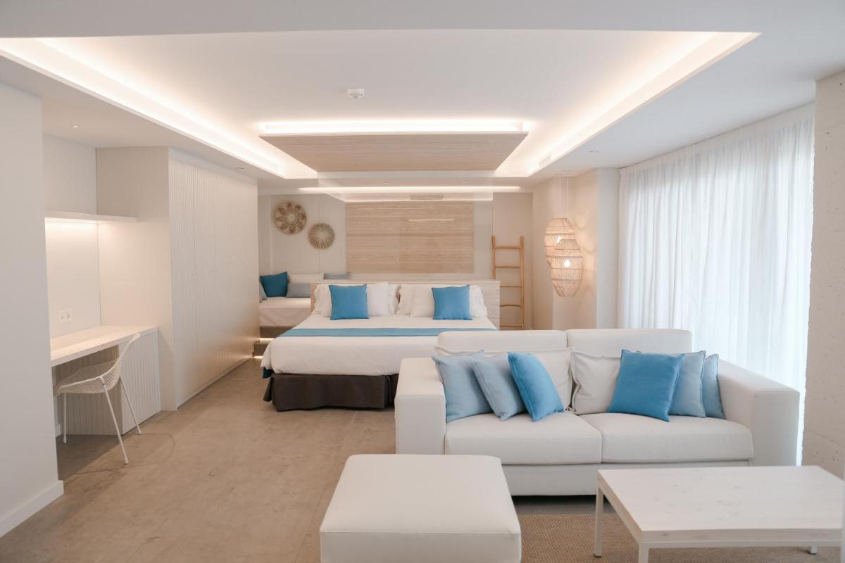 Cama o camas de una habitación en KAKTUS Hotel Kaktus Playa - Adults Recommended