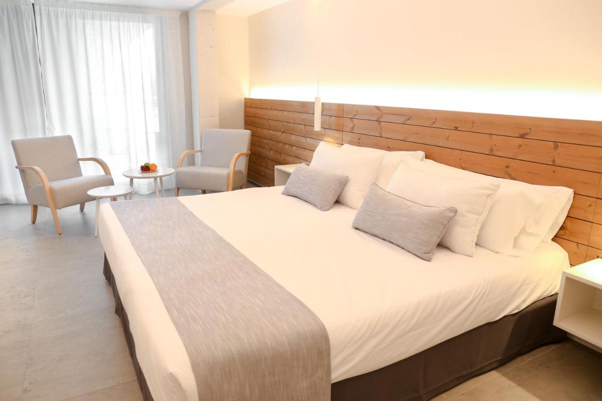 Cama o camas de una habitación en KAKTUS Hotel Kaktus Playa - Adults Recommended