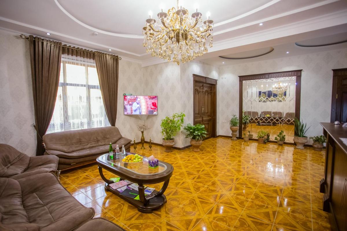 Amina hotel - Housity
