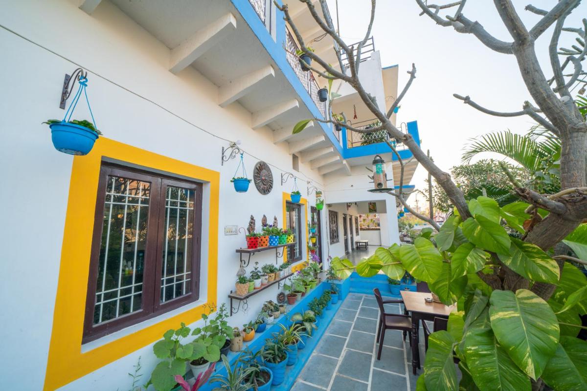 Iora Guest House - Housity