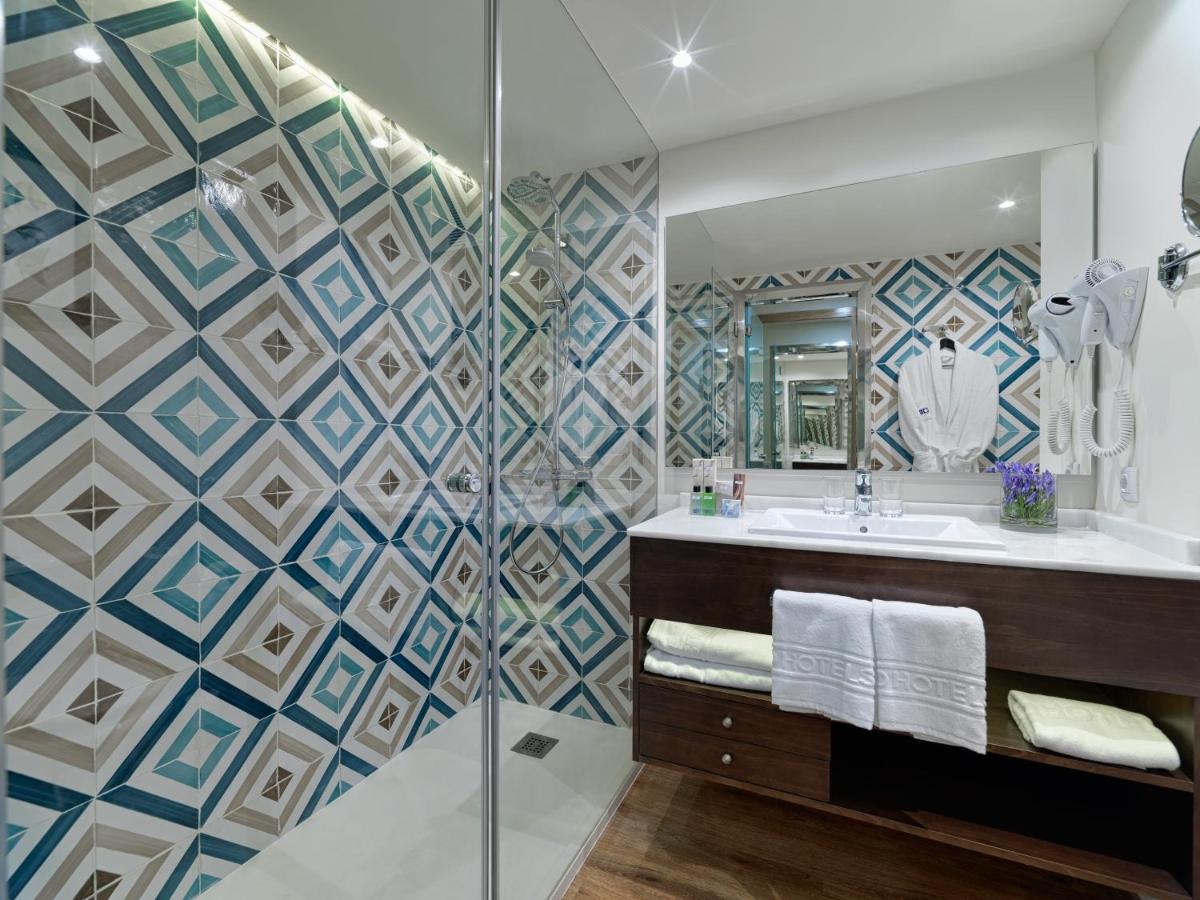 Un baño de H10 Conquistador