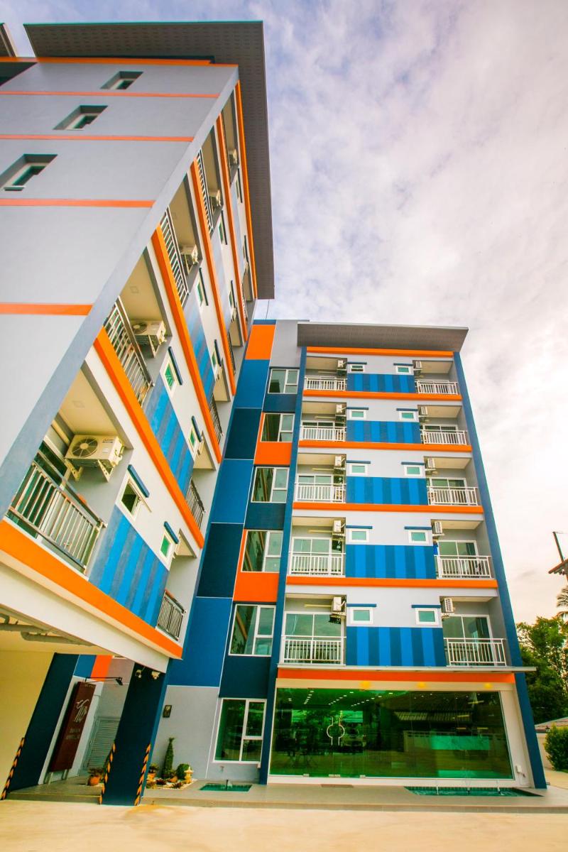 ตะวันอพาร์ทเม้นท์โฮเทลThawanapartmentHotel - Housity