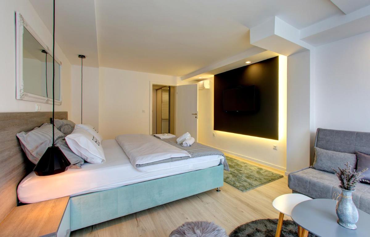 Emerald Apartment - Housity
