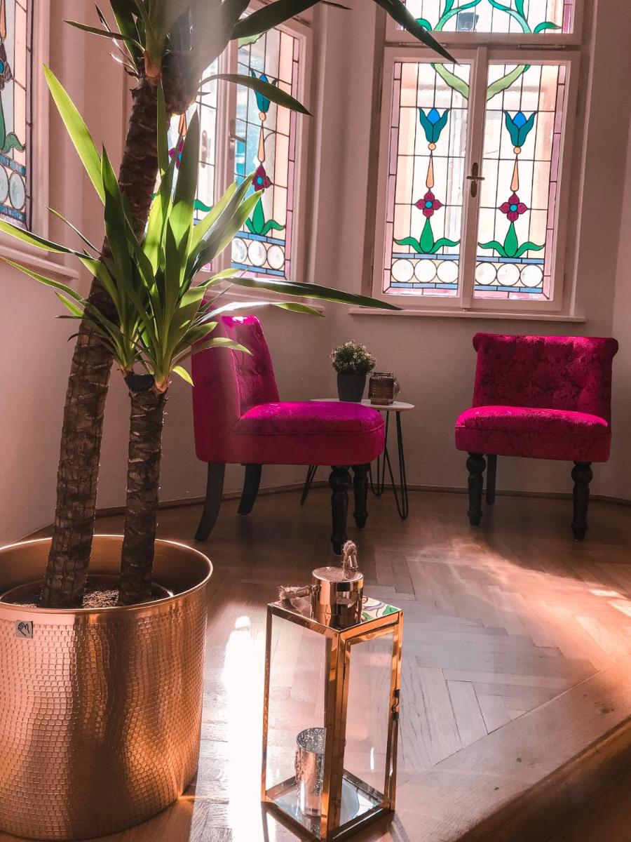 Suitetrails - Luxury apartments only for Business Travel