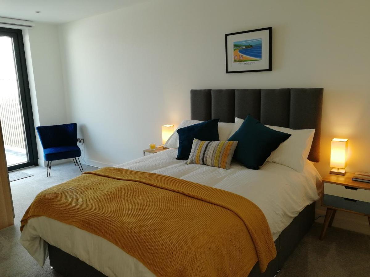 Portrush luxury apartment, Currangate - Hizvo