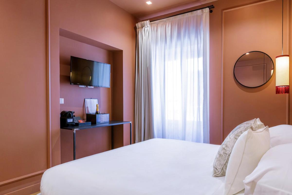 The Mendeli Suite - Housity