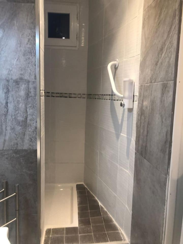 APPARTEMENT T2 SUR PATIO - Housity