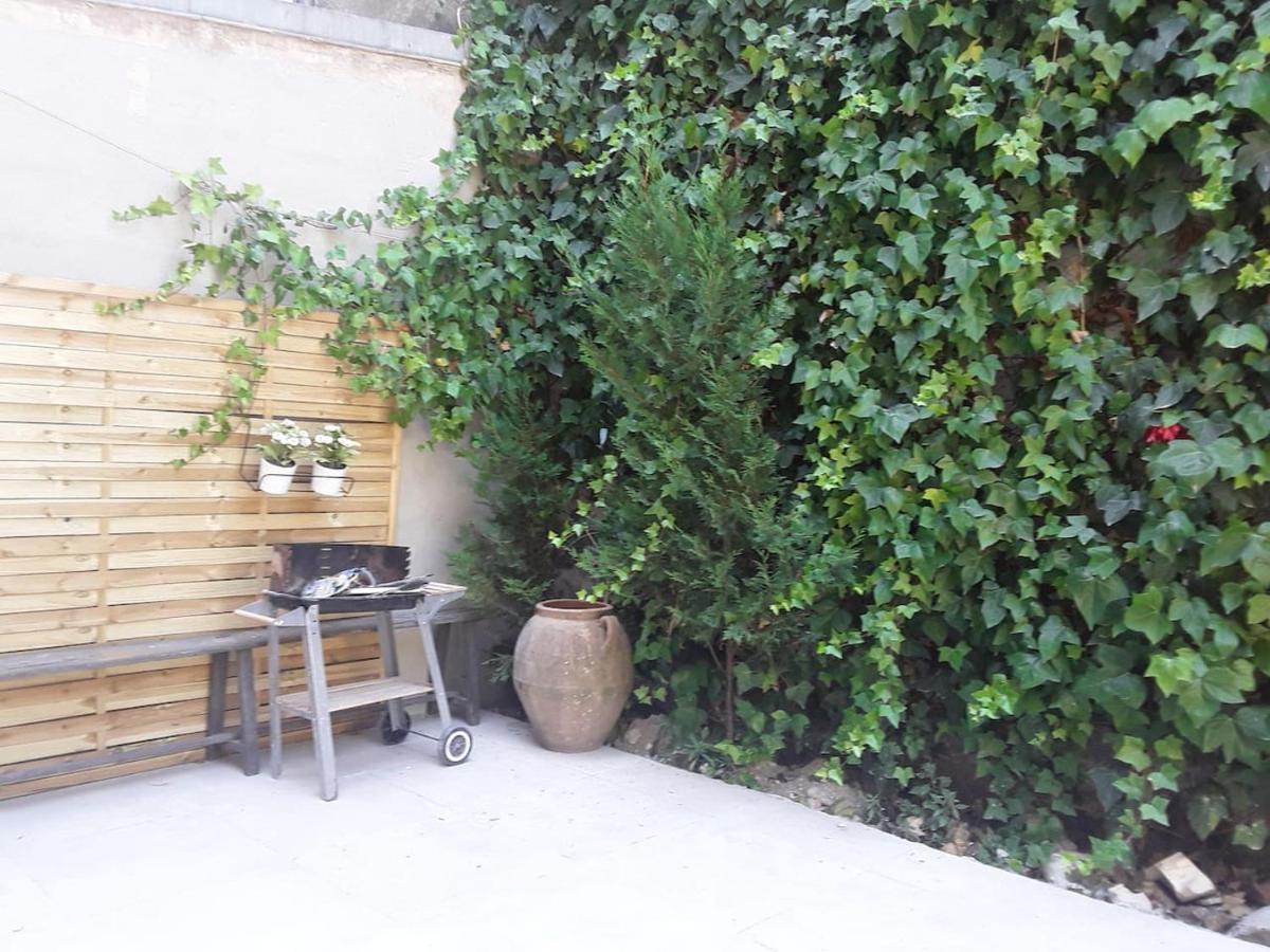 APPARTEMENT T2 SUR PATIO - Housity
