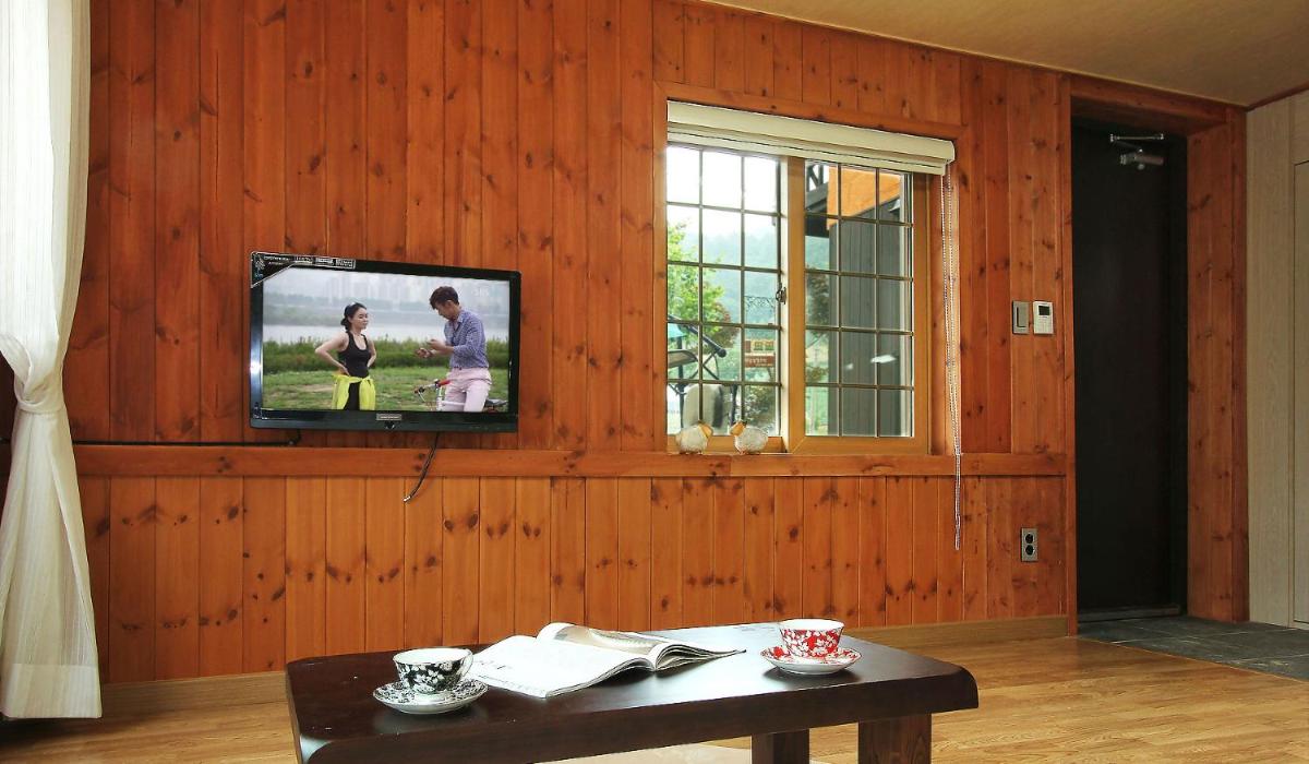Daegwanryeong Rodem Tree Pension - Housity