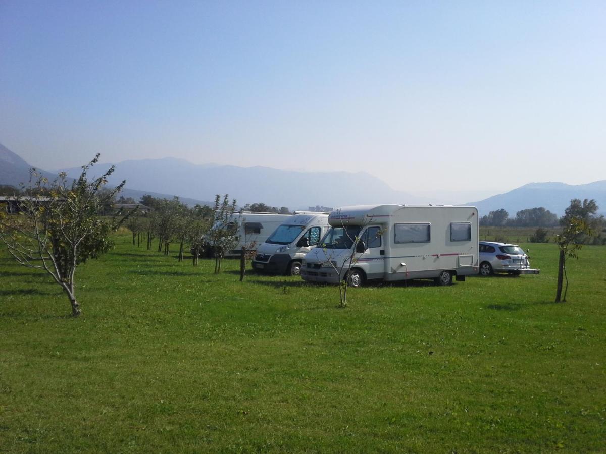 Turistična kmetija Pri Rebkovih - Housity