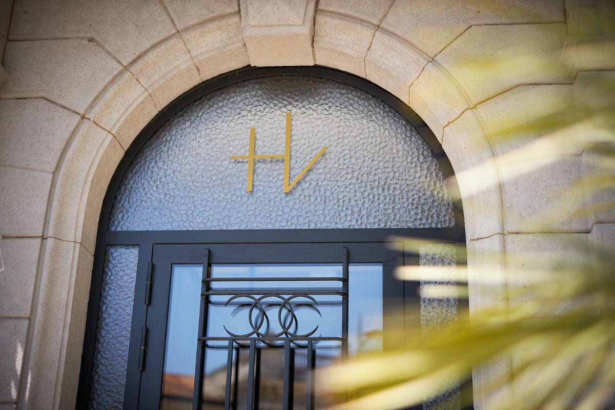 Hotel Victoria - Housity