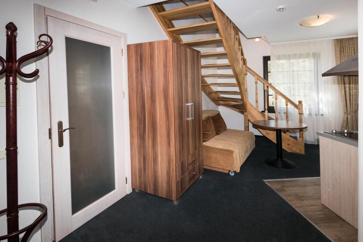 Guest House & Villa Astoma - Housity
