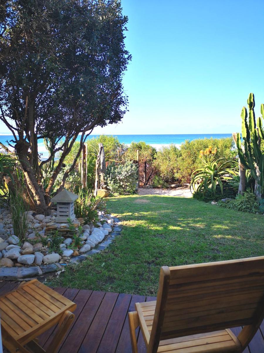 Beach Front - Housity