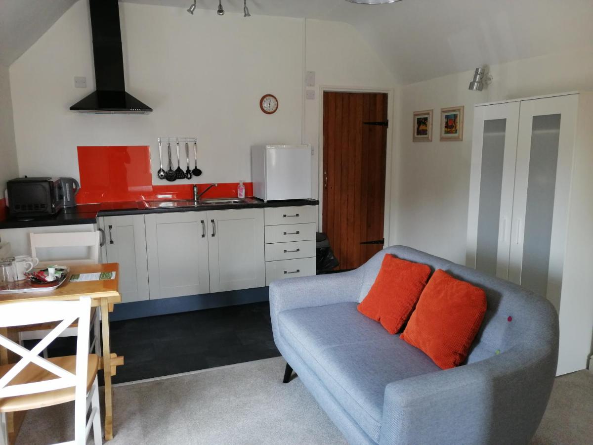Olive Tree Guest House - Housity