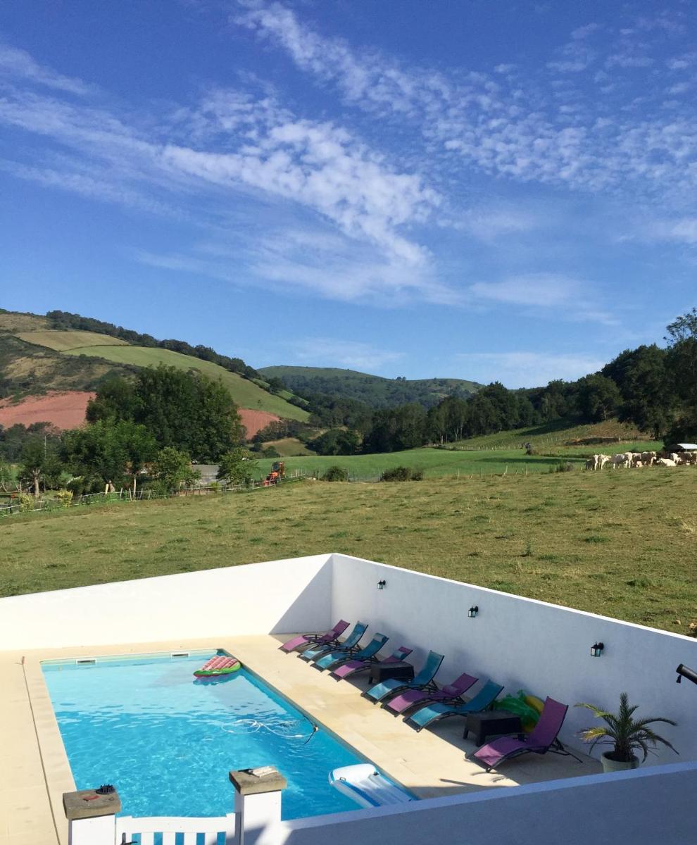 Maison Zubiatia - 3km Compostelle - Housity