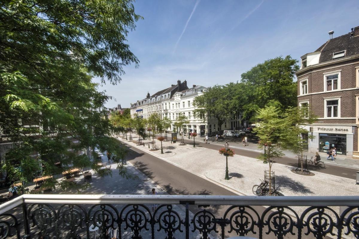 Alex Maastricht - Housity