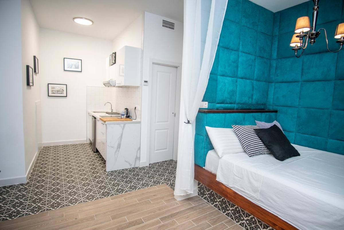 Casa Toledo & El Pont Alicante Apartments - Housity