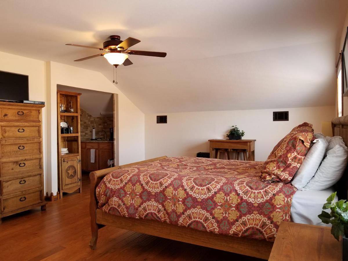 Mendelbaum Winery Loft West - Housity