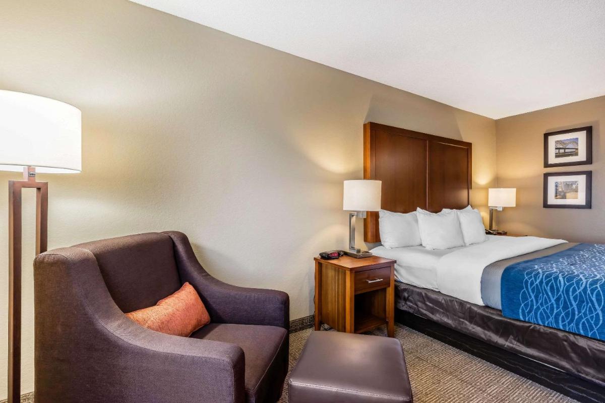 Comfort Inn & Suites Airport-American Way - Housity