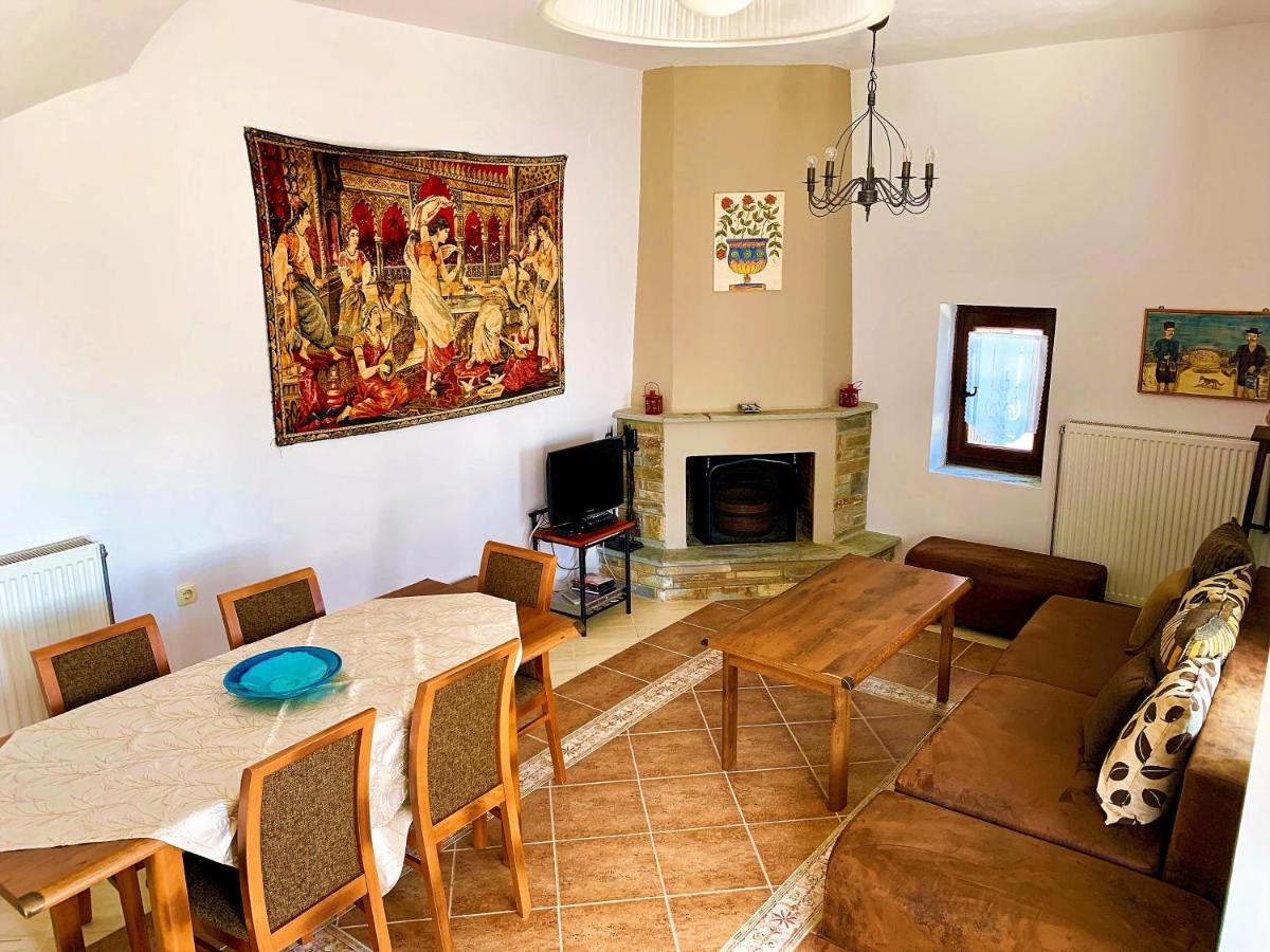 Traditional House Makrinitsa - Housity