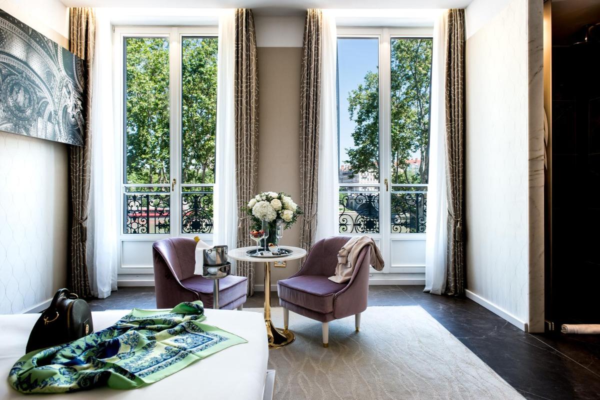 Coin salon dans l'établissement Boscolo Lyon Hotel & Spa