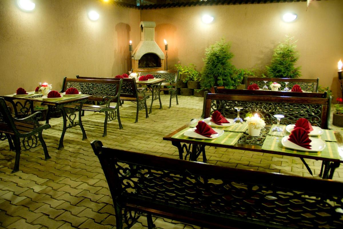 Hotel Gema - Housity
