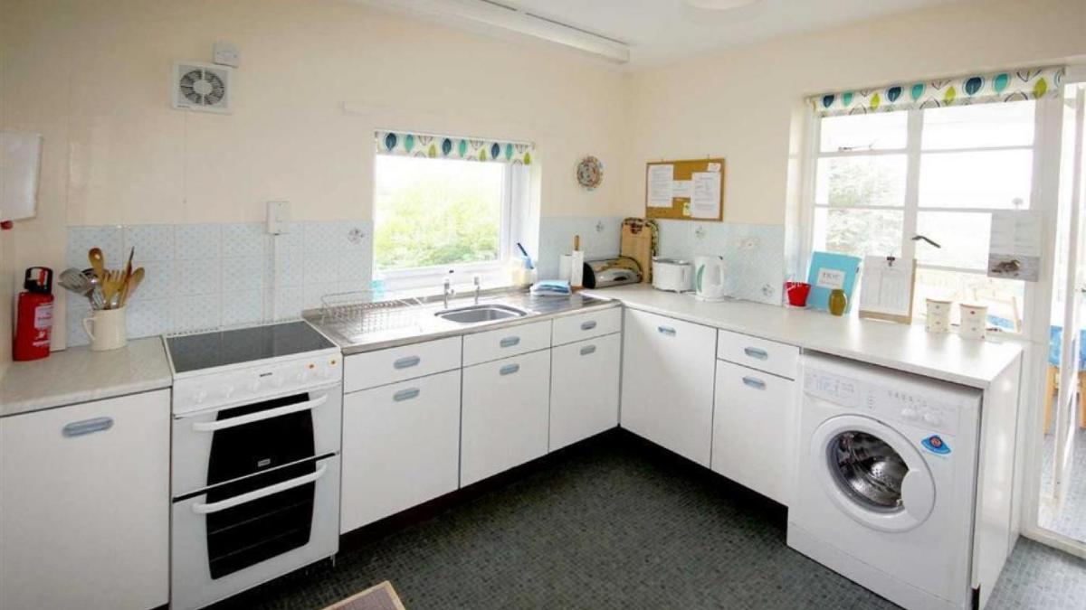 Eryl cottage in Rowen - Housity