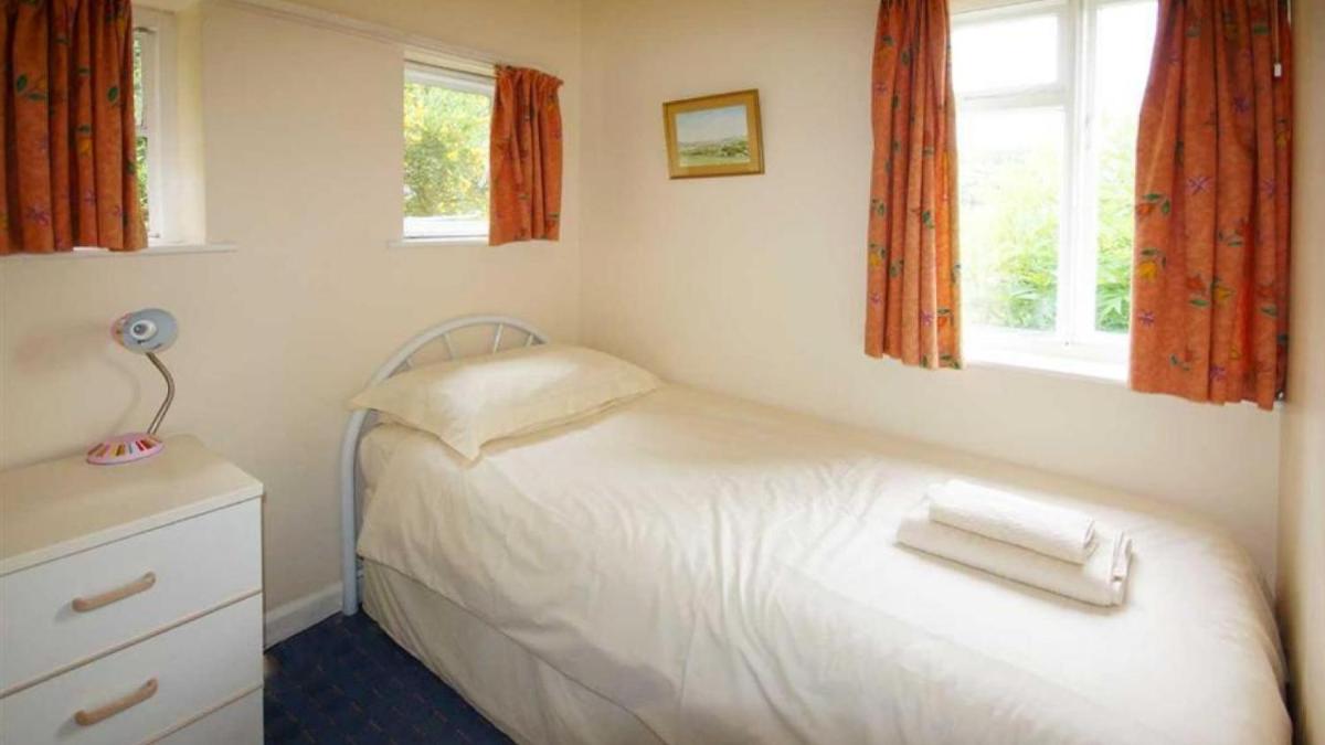 Eryl cottage in Rowen - Housity