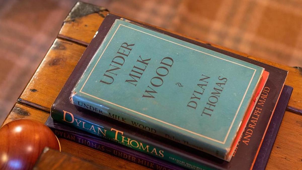 White O Morn - Housity