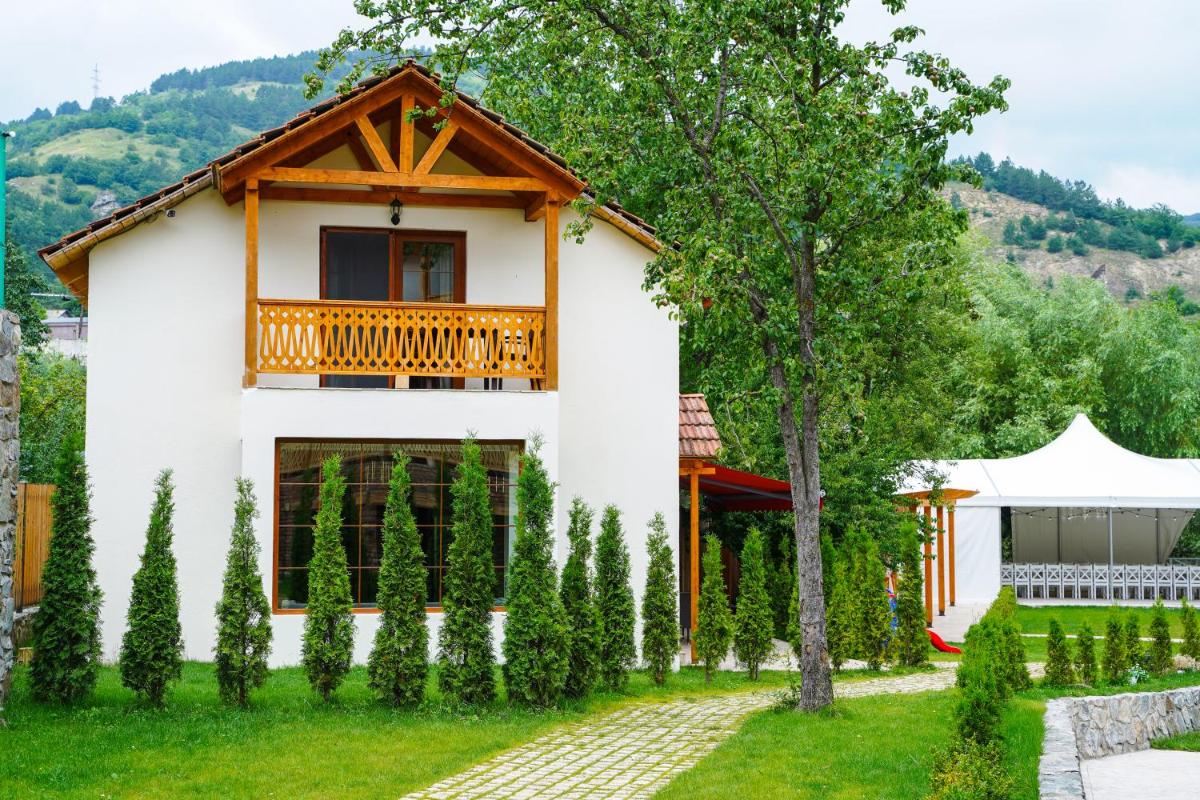 CHALET DILIJAN VILLAS - Hizvo