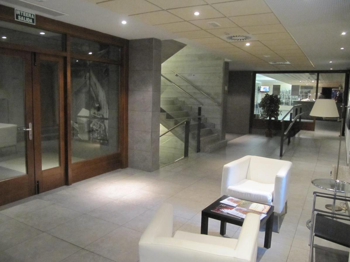Zona de estar de Iraipe Santuario de Arantzazu Hotel